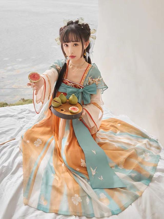 又一家汉服品牌获融资,汉服凭啥成了投资人眼中的香饽饽?