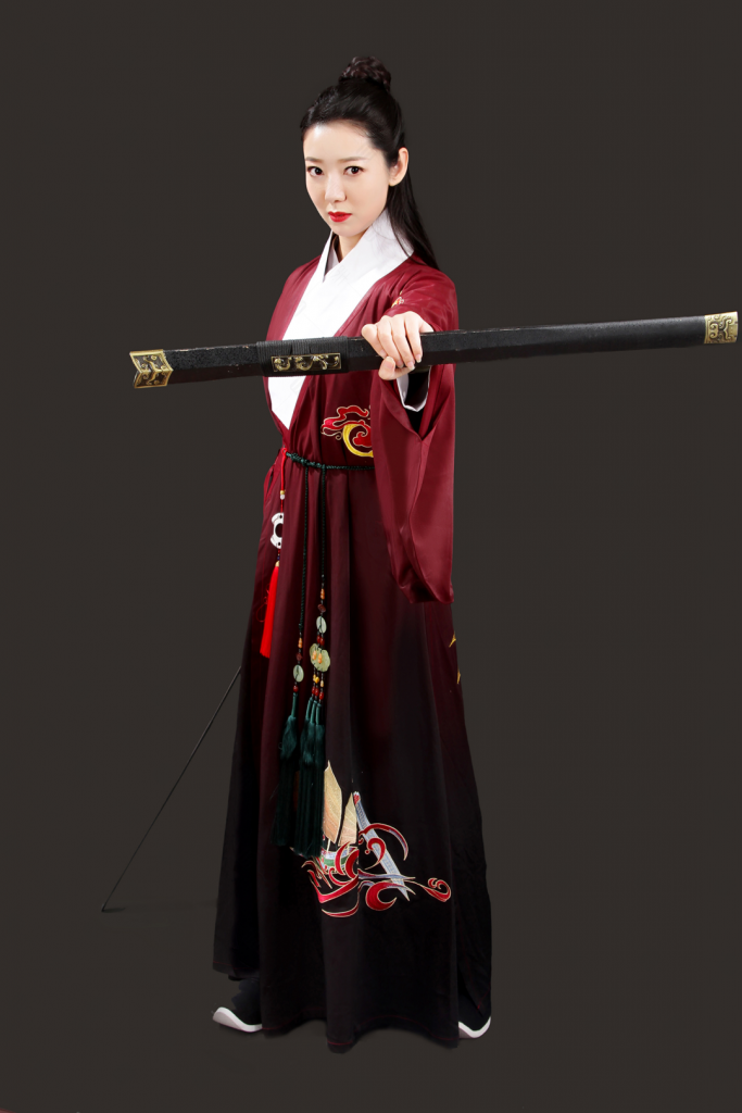 “央媒头条推荐产品”---“汉本位”汉服