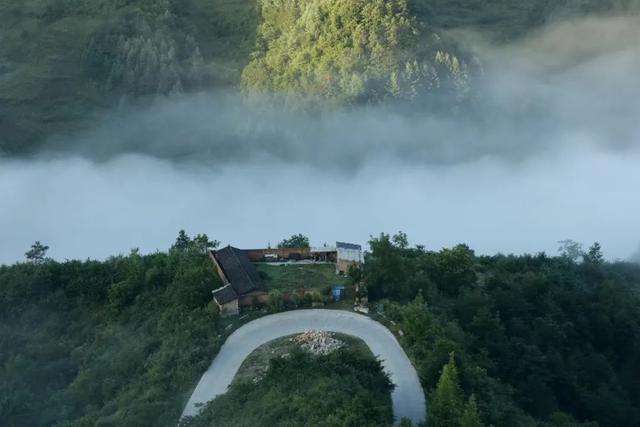 【央媒头条全球推介】|当夏天遇上云海!这样的仙气康县你爱了吗?
