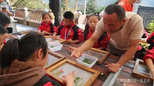 这个秋天，以“纸”为媒，青曼研究院带你探寻非遗文化记忆