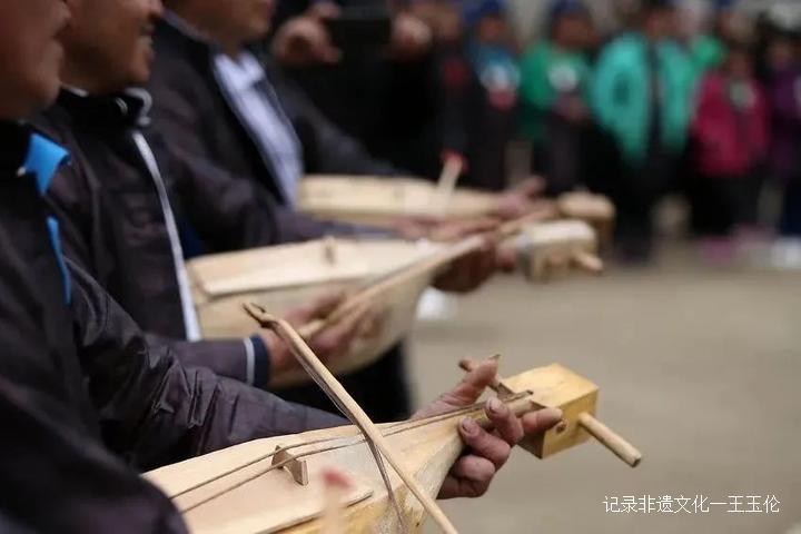 苗族古瓢舞:始于唐宋之前,盛于明清之后的舞蹈——苗族瓜瓢舞