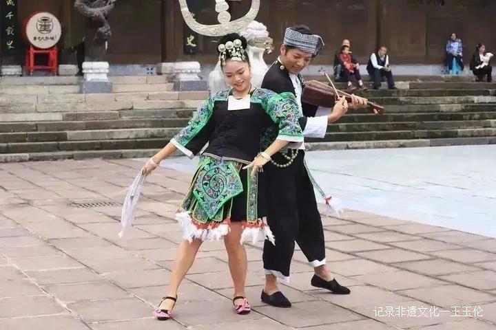 苗族古瓢舞:始于唐宋之前,盛于明清之后的舞蹈——苗族瓜瓢舞