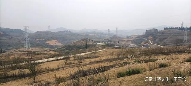 王会珍:一己之力资助过凯里、福泉等地上千名贫困学生