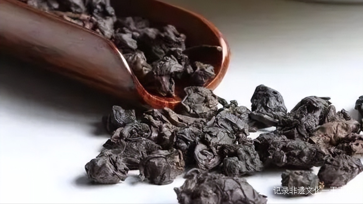 冬天如何喝茶?喝红茶预防流感,喝黑茶养胃