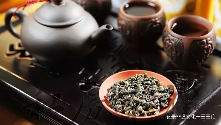 冬天如何喝茶?喝红茶预防流感,喝黑茶养胃