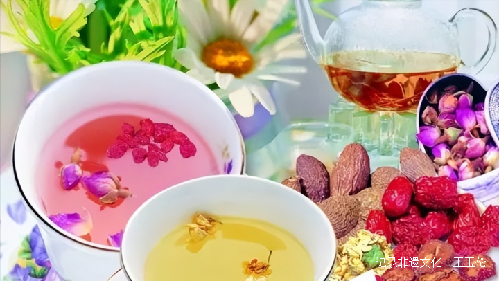冬天如何喝茶?喝红茶预防流感,喝黑茶养胃