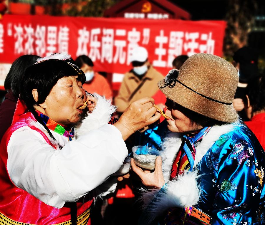 昆明永昌街道永兴路社区开展“浓浓邻里情 欢乐闹元宵”主题活动