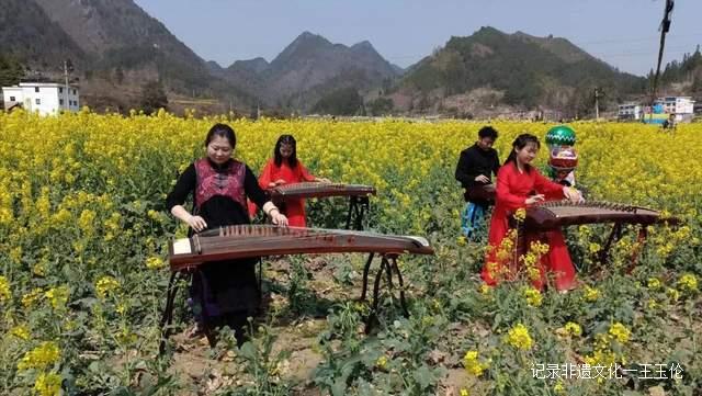 贵州都匀:墨冲镇举办首届油菜花节暨系列文化活动