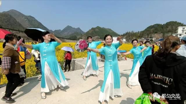 贵州都匀:墨冲镇举办首届油菜花节暨系列文化活动