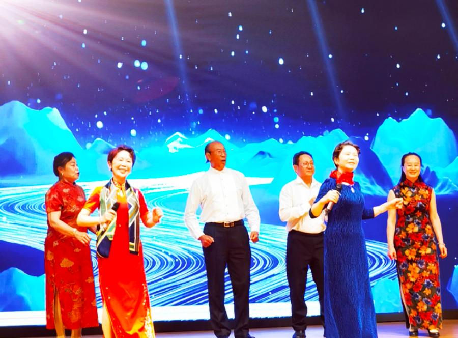 mmexport1678411335981_edit_51795645809283 云南省老年合唱协会举行“欢乐进校园,放歌彩云南”系列活动