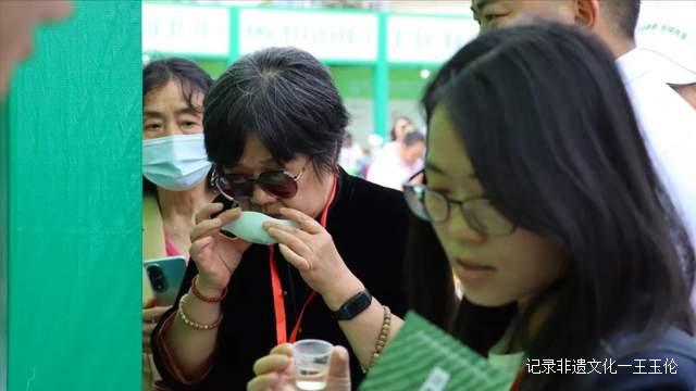 “干净黔茶全球共享”,第15届贵州茶产业博览会开幕