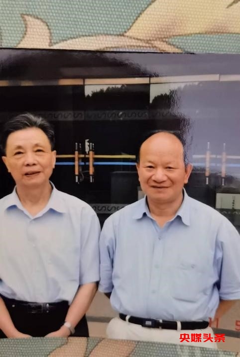 骆小所教授:以“真”铸就教师人生