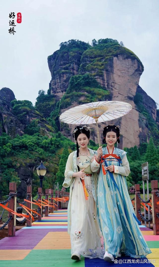 江西这个景区穿汉服免门票入园啦!还有超实用的汉服拍照技巧附送给你!