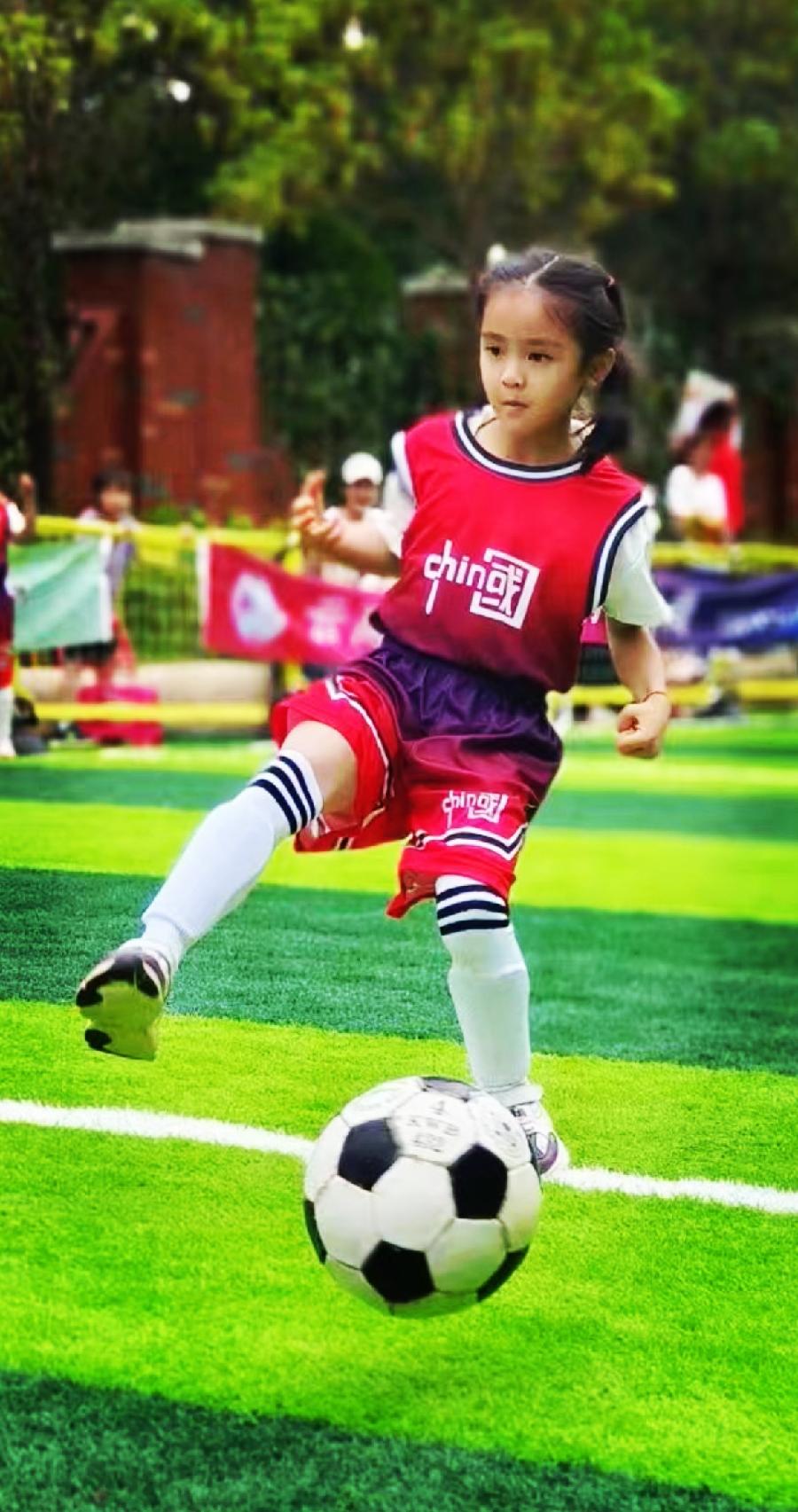 Screenshot_20230627_142618_com.android.gallery3d_edit_28281639599330 云南首届“萌娃杯”幼儿足球联赛,开赛!