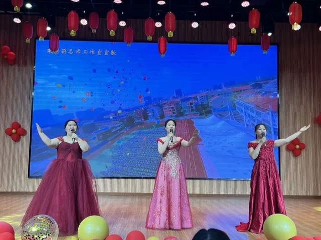 用全力以赴的现在 去创造无悔的未来——武穴市师范附属小学江林校区举行期末总结表彰大会！