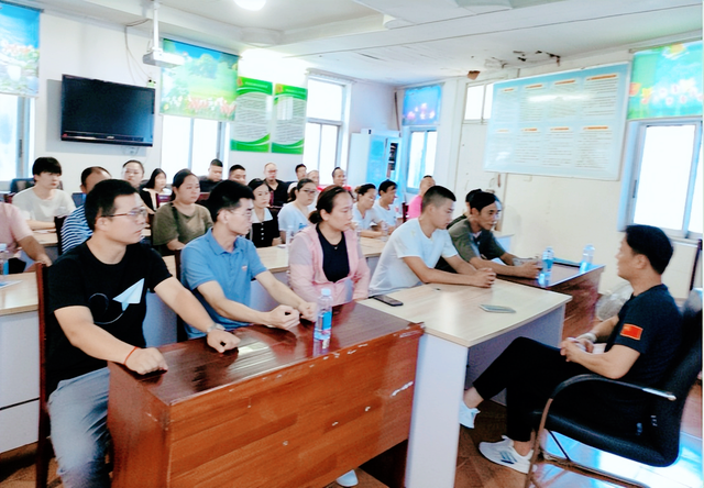【头条快讯】武穴市燃气管理服务中心召开燃气行业安全生产整治工作推进会！