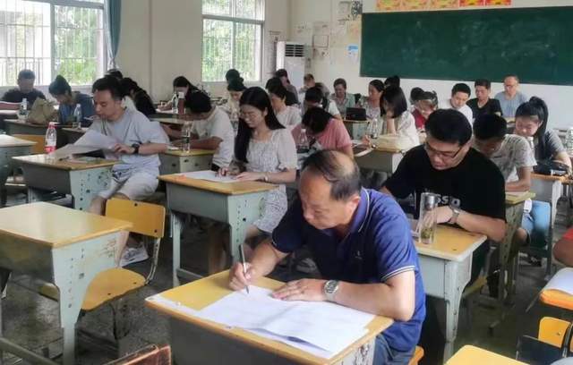 开启新征程 逐梦向未来 —— 武穴市东方红小学教联体召开2023年暑假集训大会!