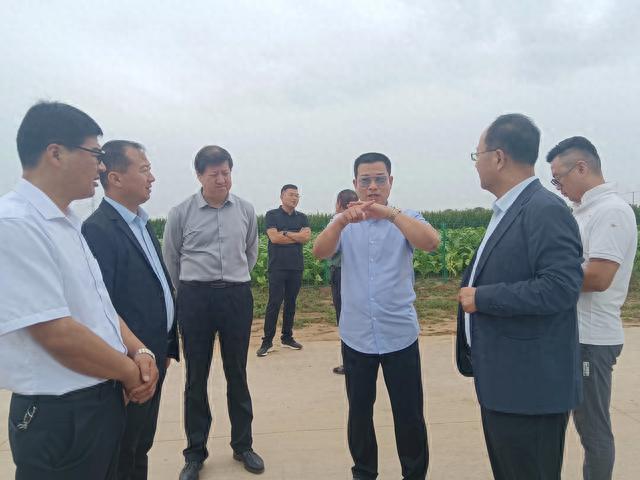天津市北仓镇商会考察团赴正宁县进行考察并签署招商引资合作协议