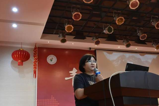 鼓足精神提质增效 持续推进学校高质量发展 ——武穴市育才高中召开2023年暑期集训大会!