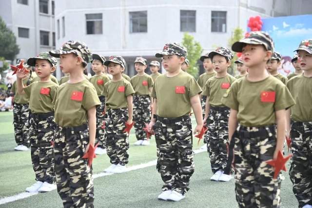 迎国庆·展风采——武穴市第二实验小学教联体开展多形式的“迎中秋 庆国庆”活动！