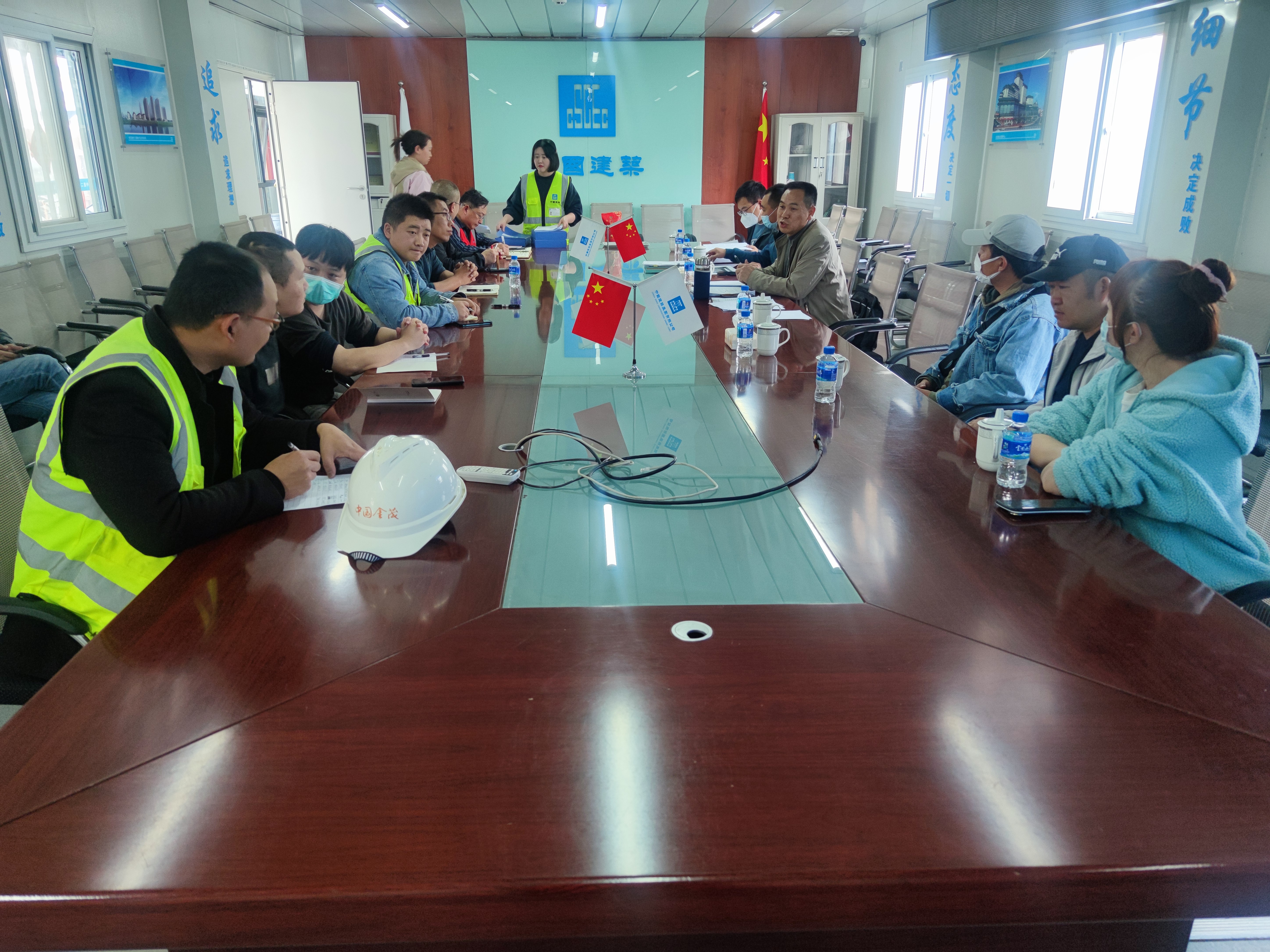 昆明市西山区住房和城乡建设局:工资保障出实招 追缴欠薪见实效