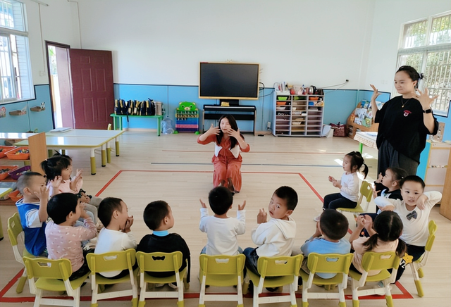 【聚焦】湖北武穴市大法寺镇实验幼儿园郑锦涛：用心用情做好每一件事！