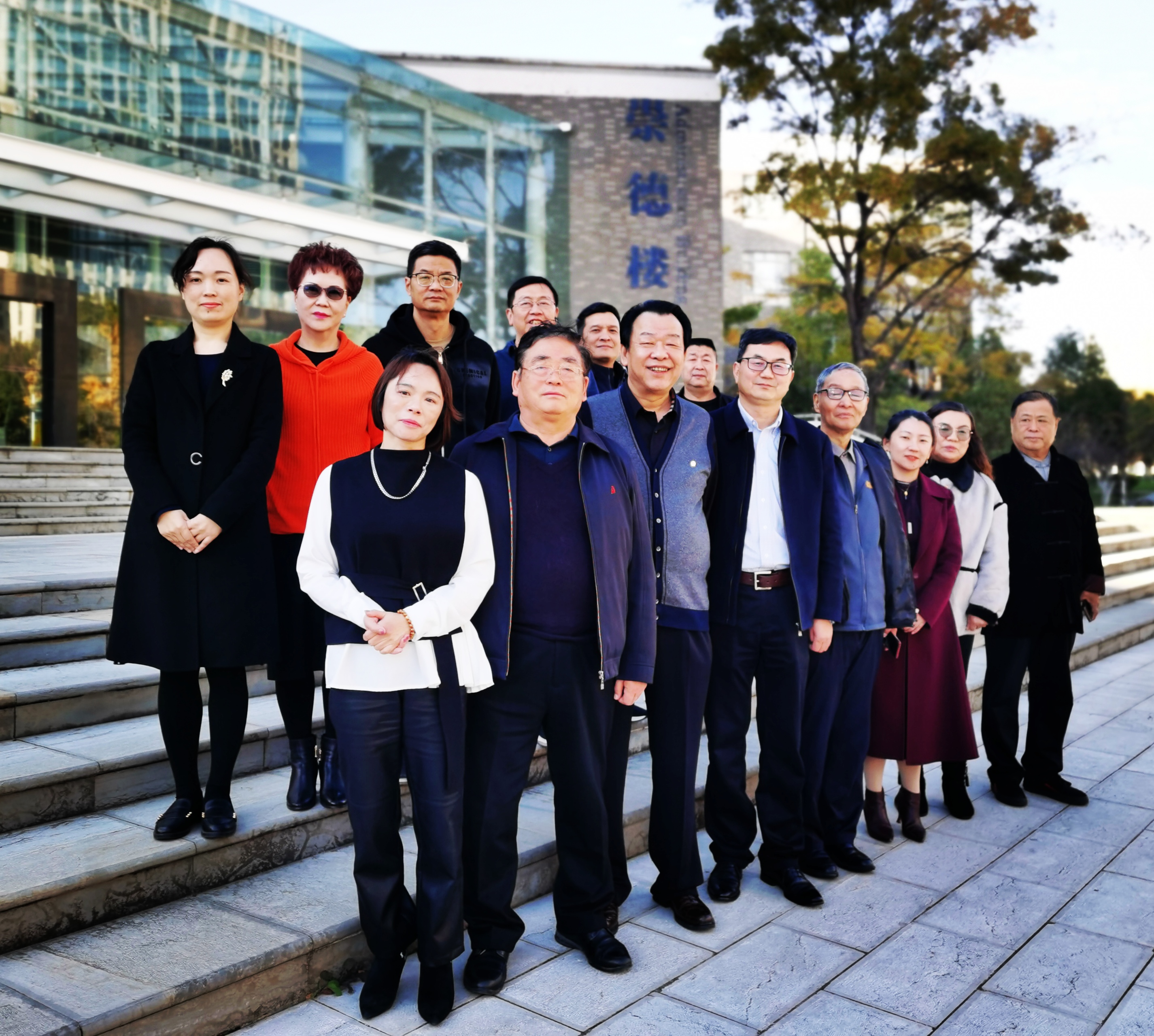罗江东专家团队赴云南中医药大学考察调研数字经济建设