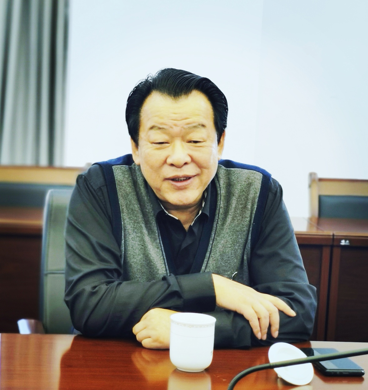 罗江东专家团队赴云南中医药大学考察调研数字经济建设