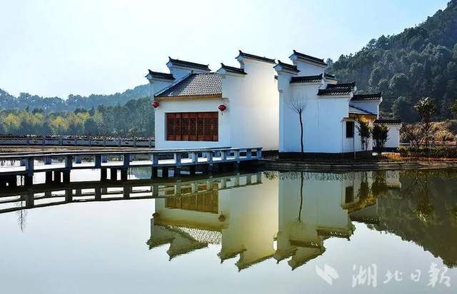 湖北武穴：朱佩兵，横岗山脚下“驻村”的感人故事！