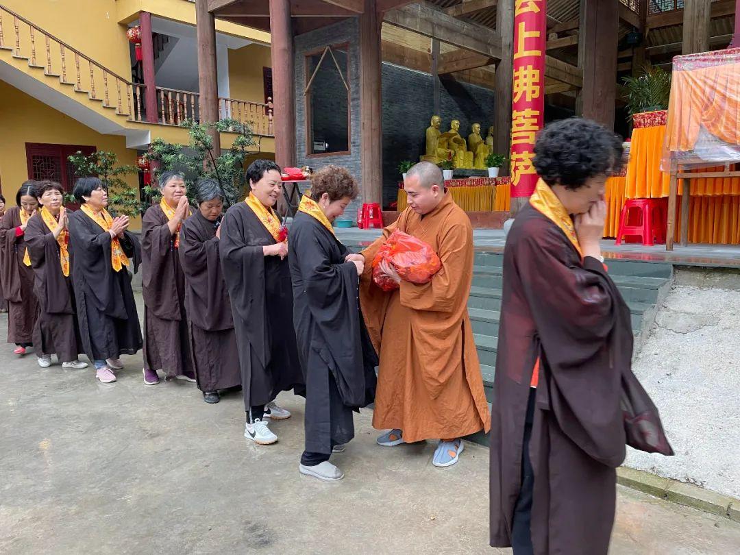 灵峰岩下古寺幽,沧海桑田眼底收——游浙江宁波大乘禅寺