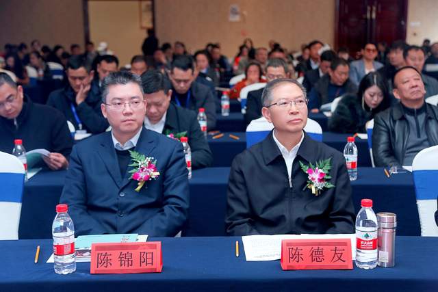商会团拜贺新春,不忘慰问农民工