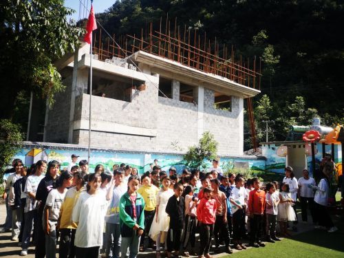 云南镇雄:北大学子坚守公益情怀 团结力量助力乡村振兴