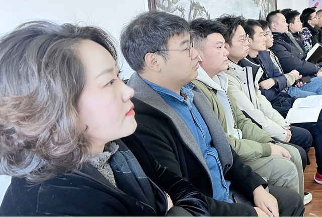 【今日黄冈】永不褪色的印象——听陶勇军讲座有感!
