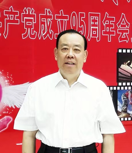 在飘香的诗行里抒写浪漫的诗篇一一宋家伟近年诗歌创作寻踪