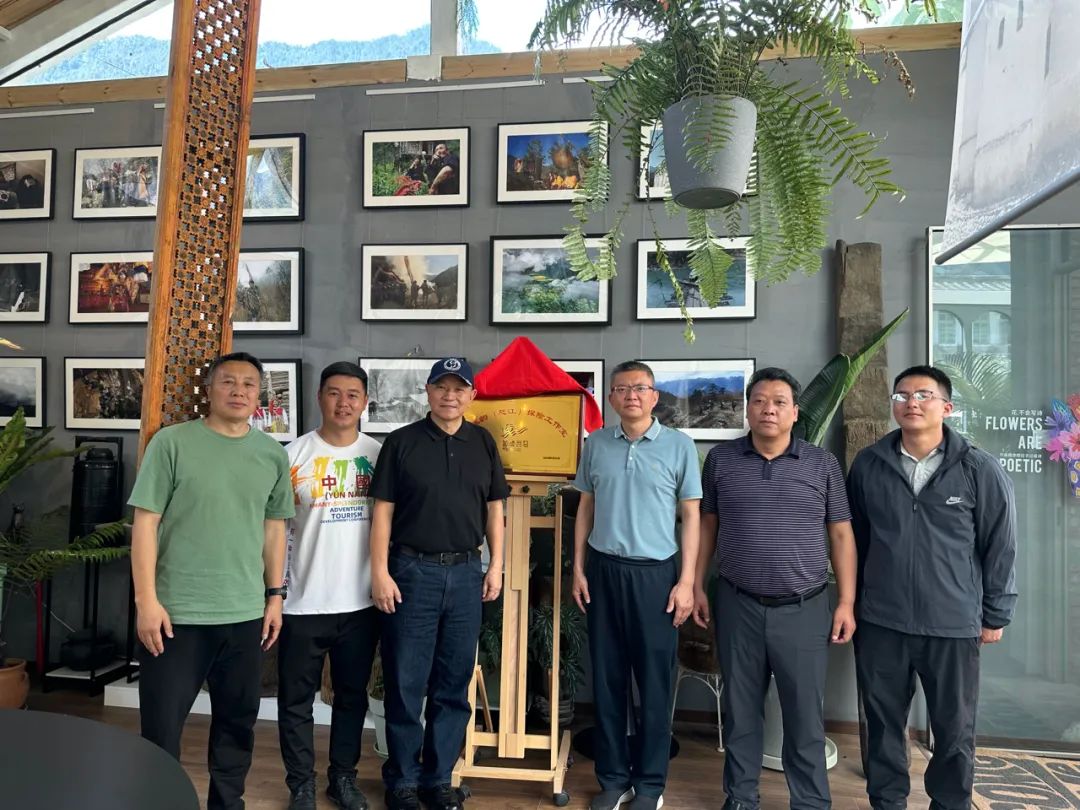 金飞豹:我在怒江有个探险工作室
