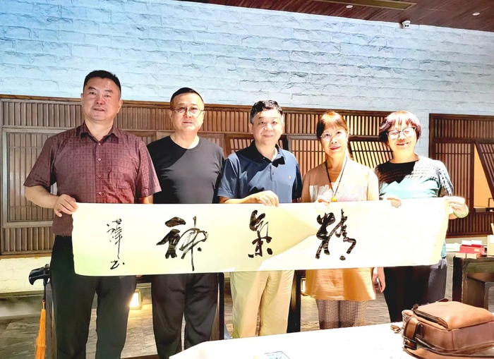 《当代人物》刘吉祥莅临合肥:上海与安徽之间的艺术桥梁