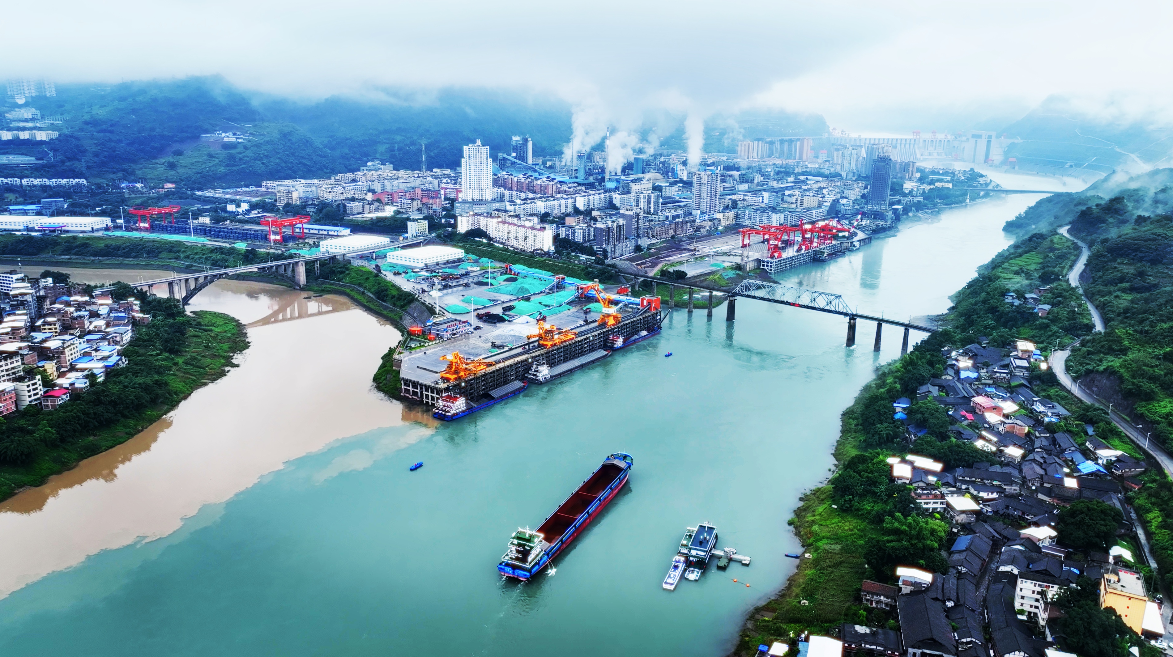 水富再起跑:沉寂四年,一场赛事唤醒城市的脉动