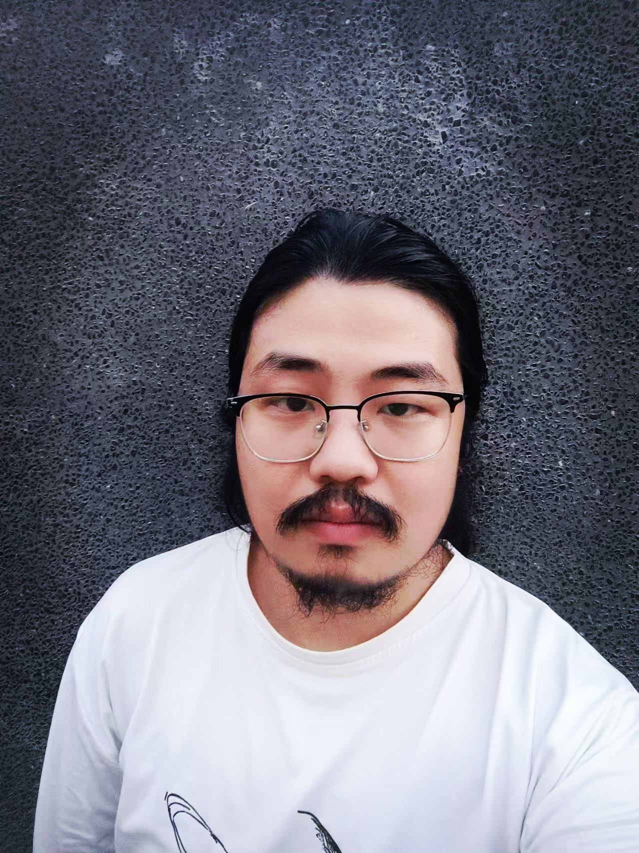 青年雕塑家林靖尧:在朴实中追求艺术真谛