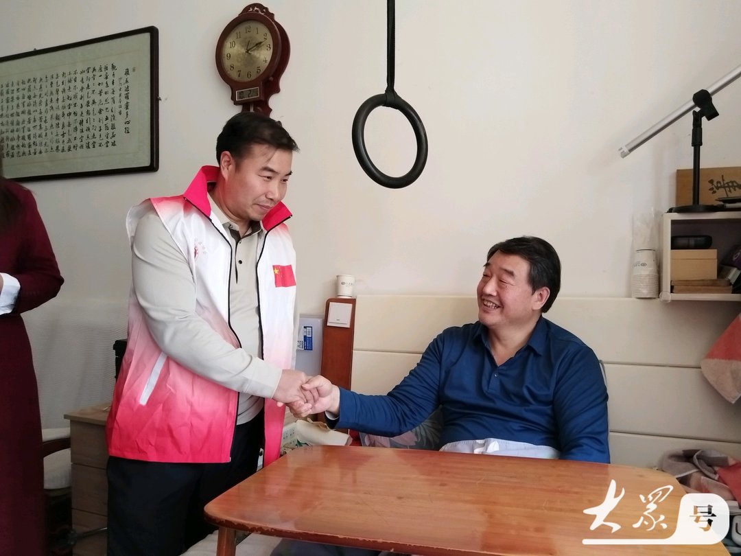 情暖残疾心,慰问送关怀:国庆关爱残疾人走访慰问商洛公益在行动
