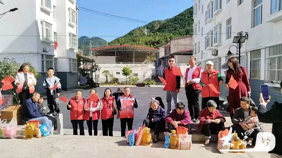 情暖残疾心,慰问送关怀:国庆关爱残疾人走访慰问商洛公益在行动