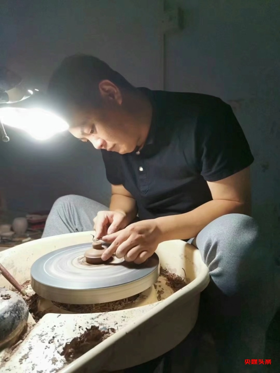 兰石磊:以陶瓷艺术征服全国,国博收藏见证大师之路