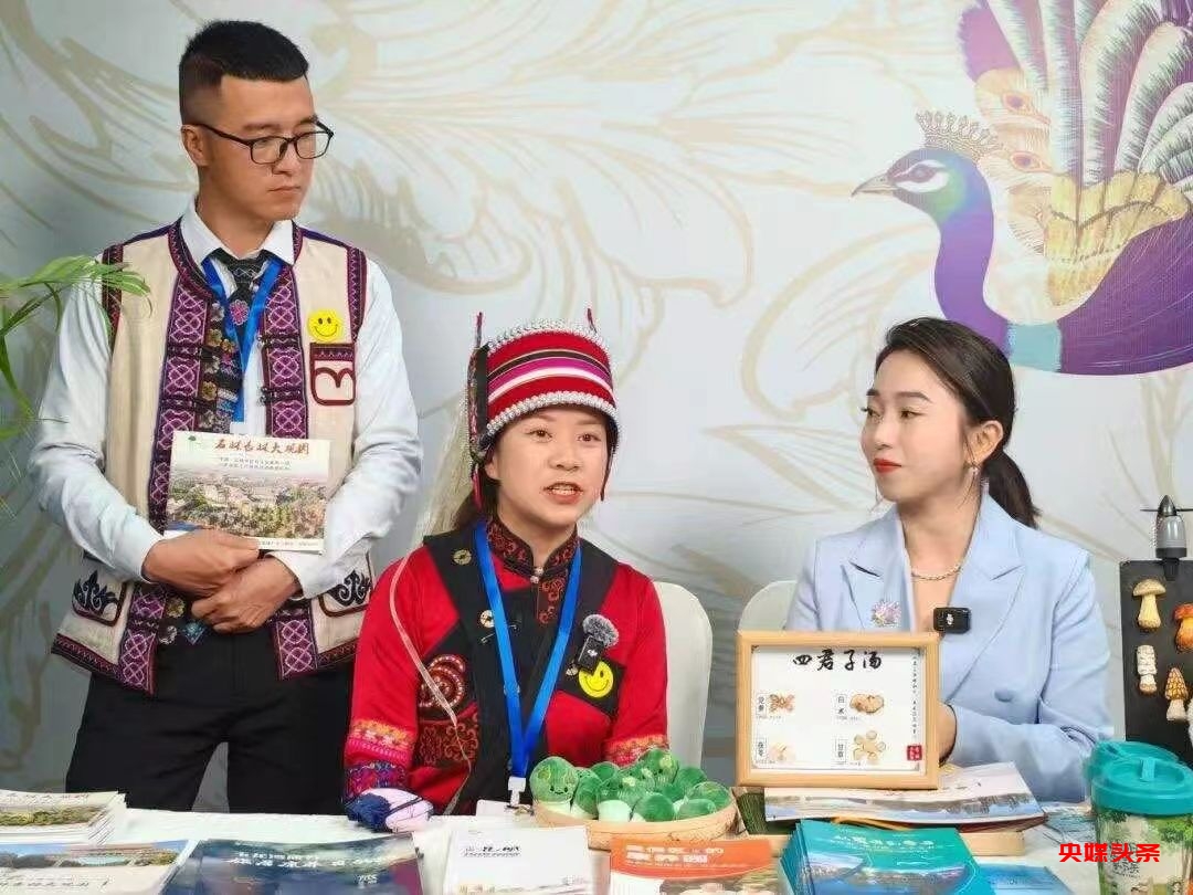 “旅居云南·慢享时光”‖梨花如雪漫西翥,花开五华动春城(上)