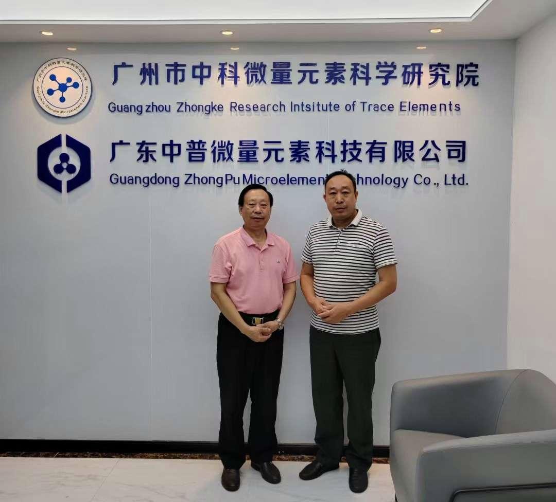 从智库到田埂——邓泗洲多维度赋能产业发展工作实践记录