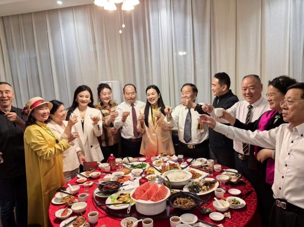 世界华人精英联合会海南分会成立