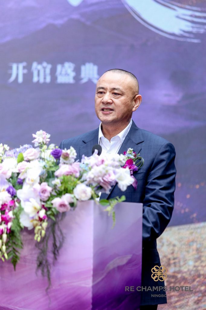 宁波"10万一晚"酒店开业!胡润、洪紫千出任首席体验官