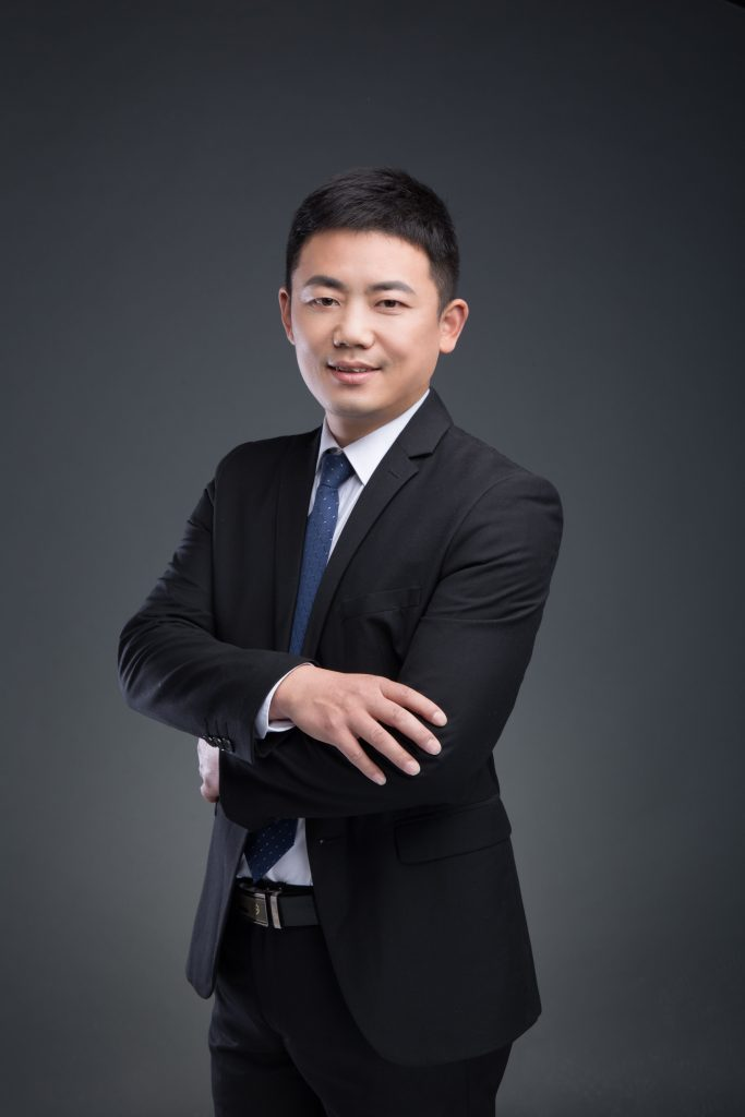 中国记录杂志全球理事会常务理事倪显伟先生履新国际传播组织(ICO)理事