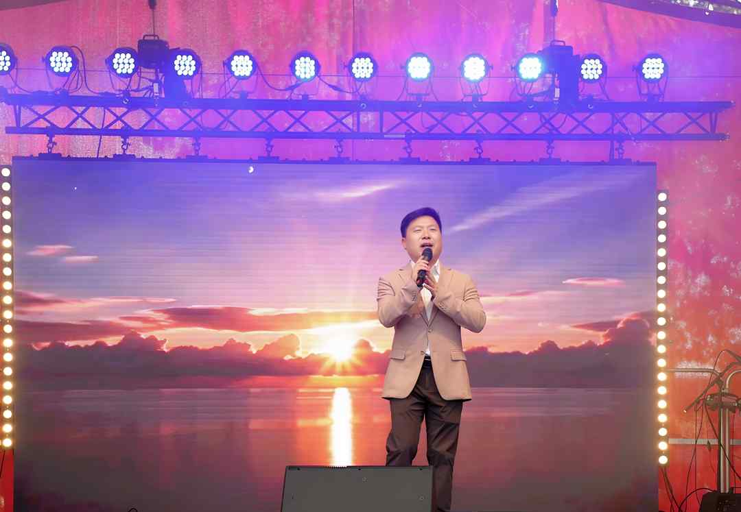 欧洲中国艺术院成功举办华人欧洲大赛颁奖盛典